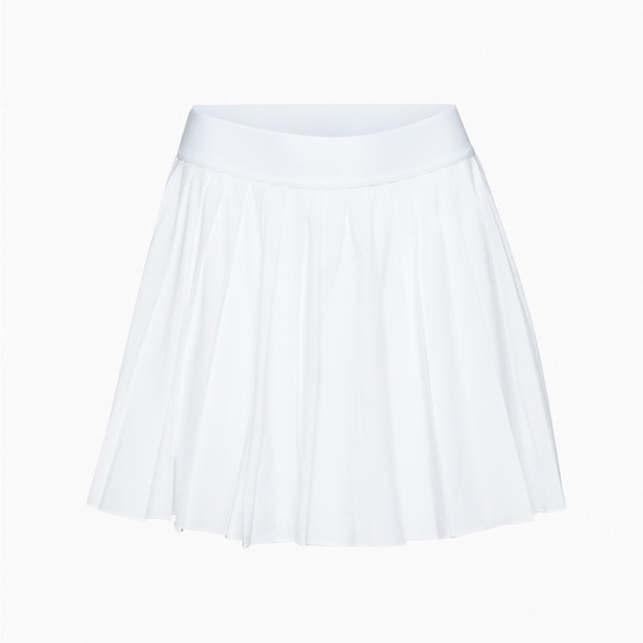 [SOLD] TNA TnAction white tennis skirt with shorts (M) 🎾🤍 - Picture 3 of 8